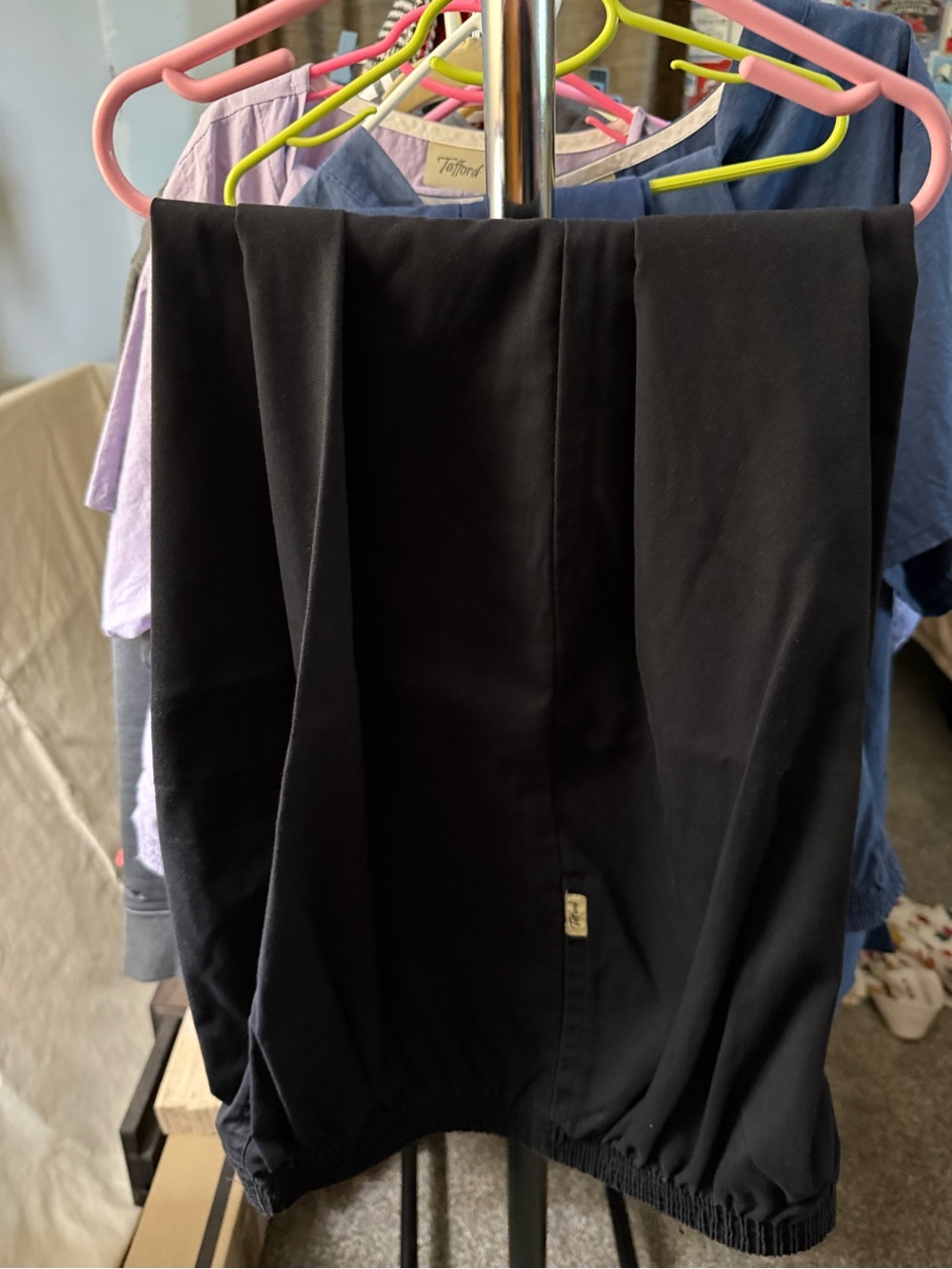 Tafford Women's Scrub Pants